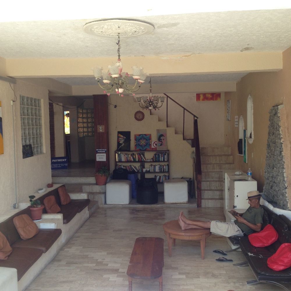 Weary Traveler Hostel Tulum Exteriör bild